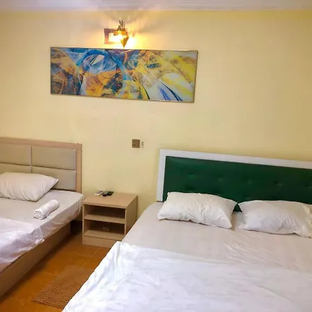 Sea Inn Guest House